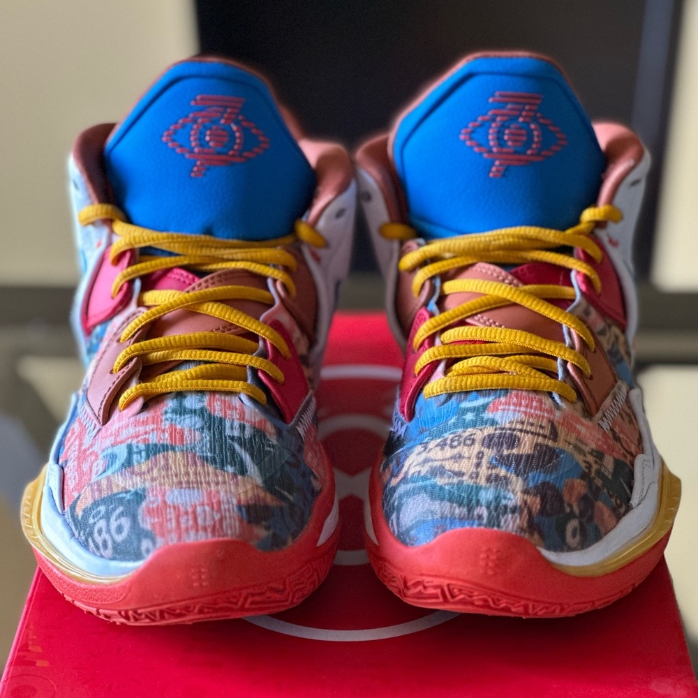 Nike Kyrie Infinity Light Photo Blue/University Gold Men’s Size 10 PRE-OWNED